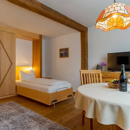 Apartmenthaus Rabitschhof Seefeld w Tirolu