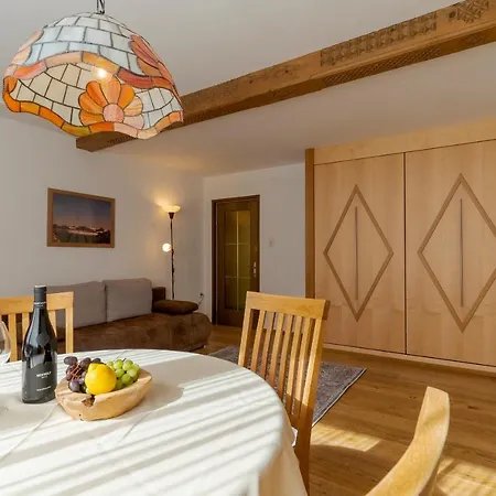 Apartmenthaus Rabitschhof * 제펠드 인 티롤