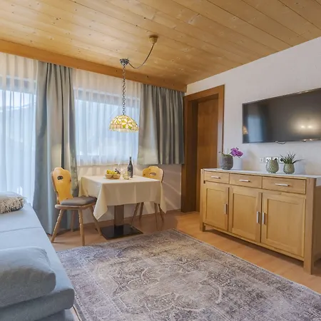 Apartmenthaus Rabitschhof Apartament Seefeld w Tirolu