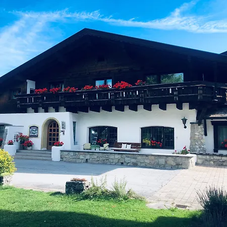 Apartmenthaus Rabitschhof Seefeld w Tirolu