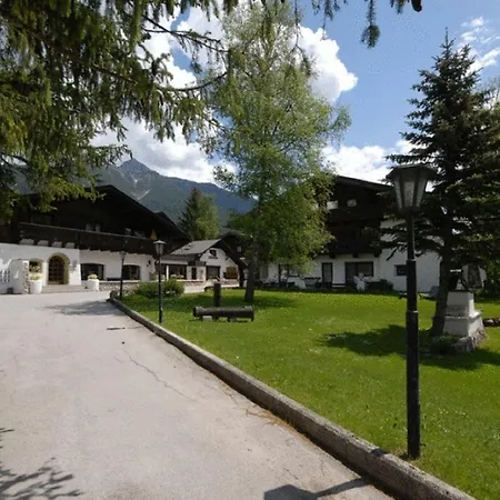 Apartmenthaus Rabitschhof Apartament Seefeld w Tirolu