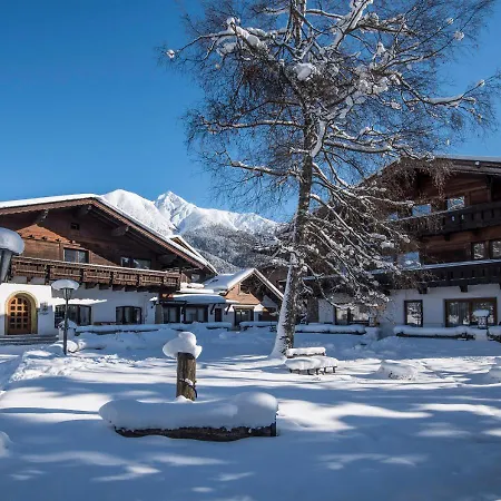 Apartmenthaus Rabitschhof Seefeld w Tirolu