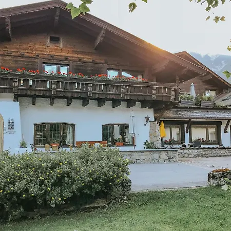 Apartmenthaus Rabitschhof * 제펠드 인 티롤