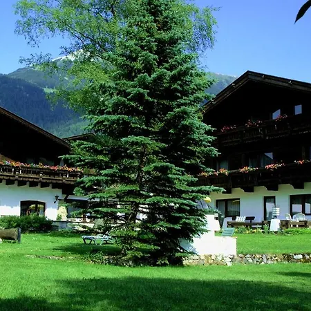 Apartament Apartmenthaus Rabitschhof Seefeld w Tirolu