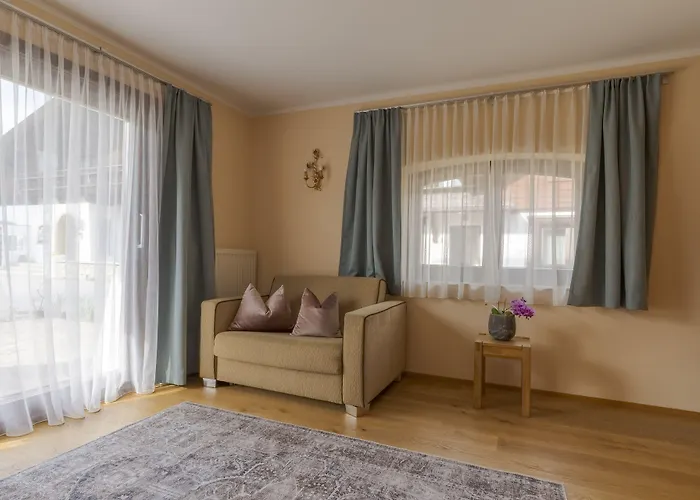 Apartmenthaus Rabitschhof شقة *