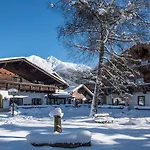 Apartmenthaus Rabitschhof Διαμέρισμα Ζέεφελντ
